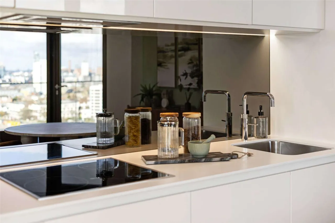 9 Eastfields, Riverside Quarter, Wandsworth, London, SW18 1YR, photo 4