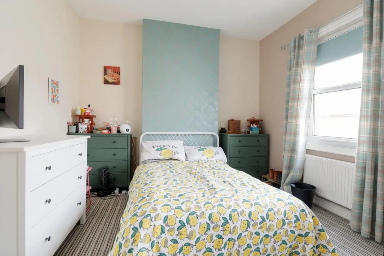Stoke-On-Trent, ST6, photo 9