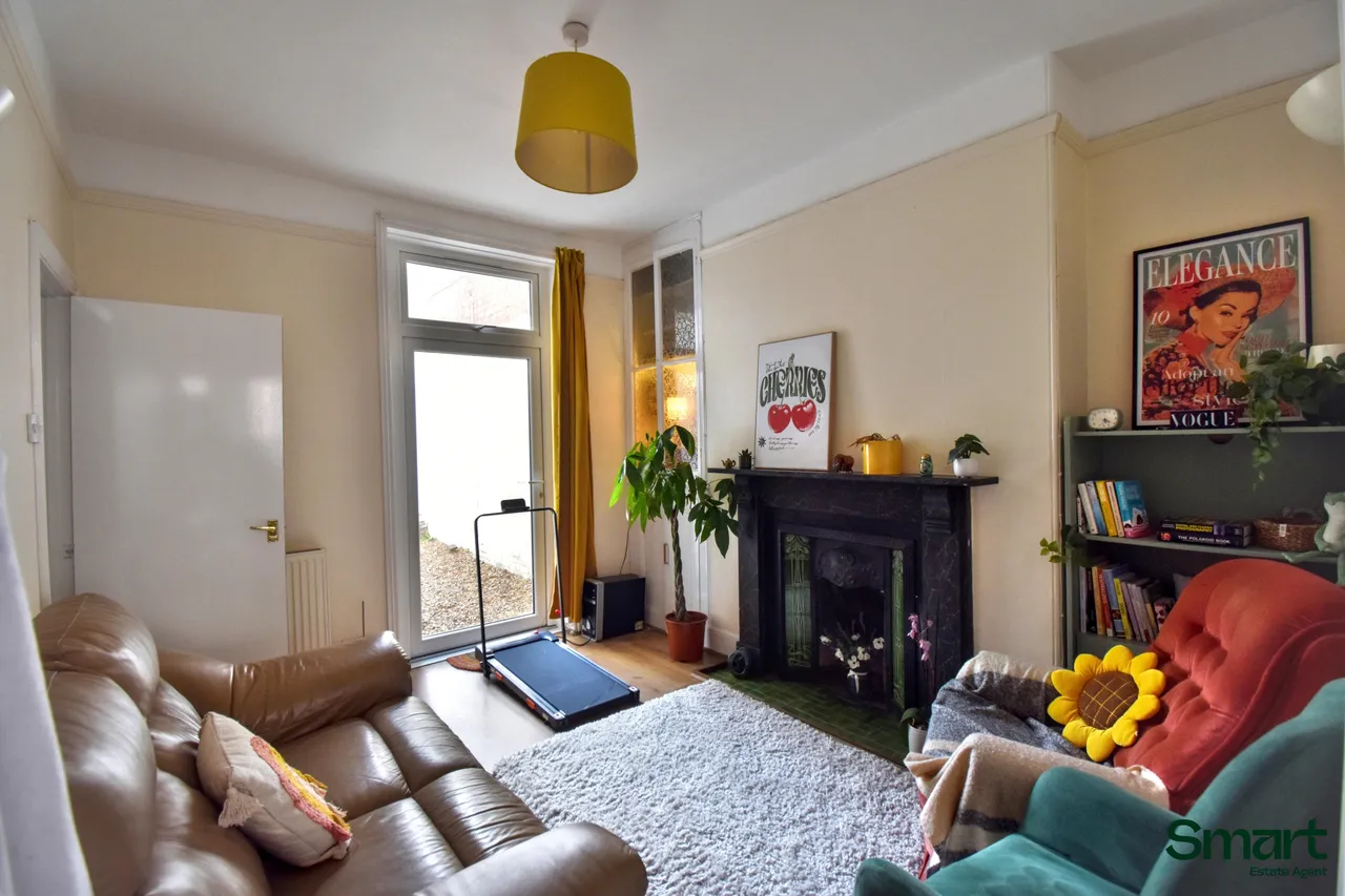 Alphington Road, Exeter, photo 5