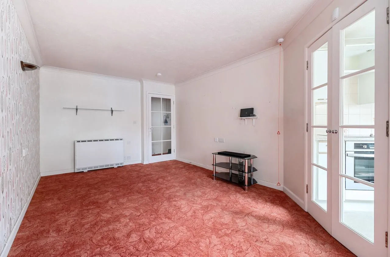 Chatham Court, Warminster, BA12, photo 6