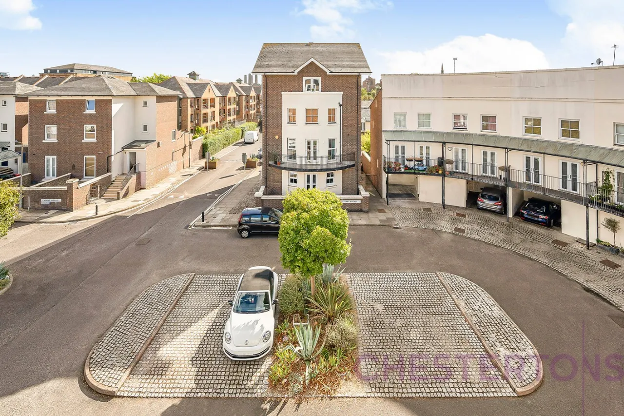 Saunders Ness Road, London, E14, photo 29