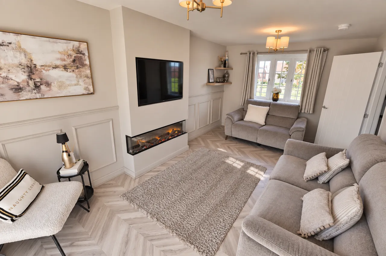 Flanders Way, Brackley, NN13, photo 3