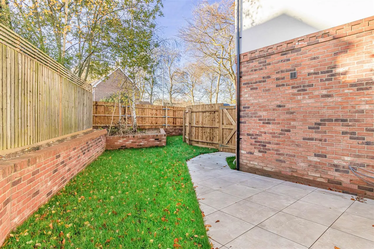 Kingsbridge Way, Kentford, CB8, photo 21