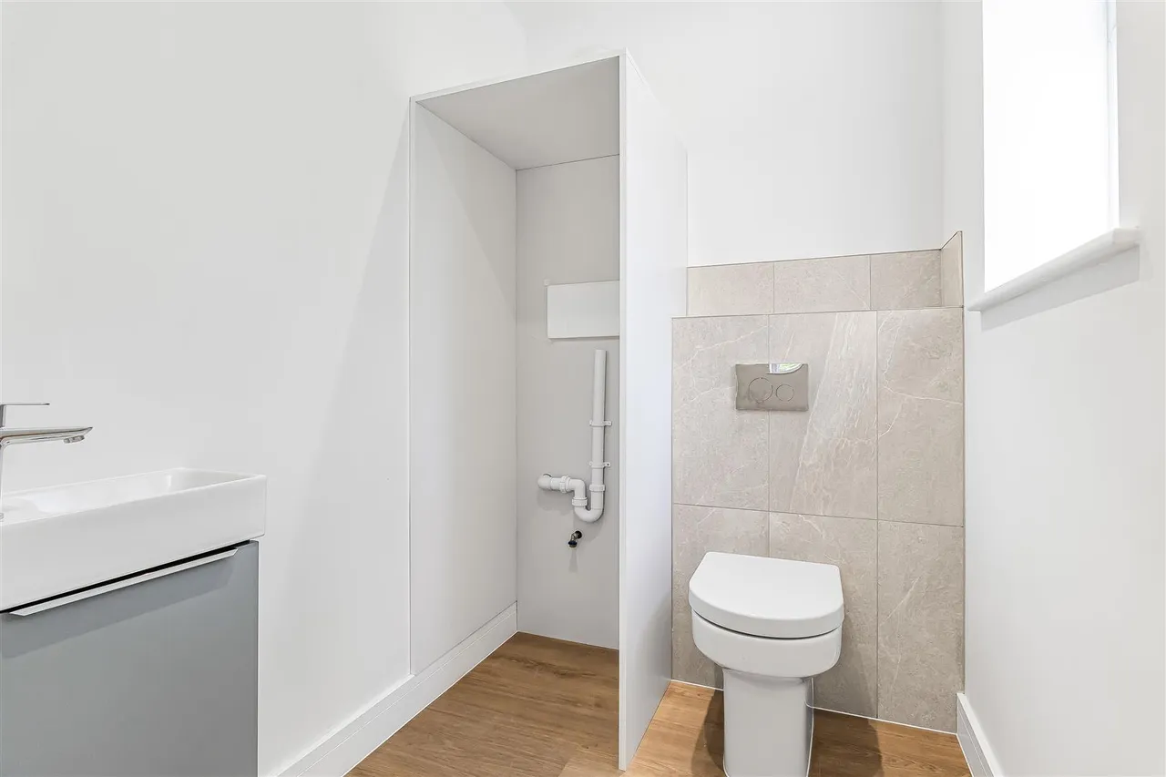 Kingsbridge Way, Kentford, CB8, photo 9