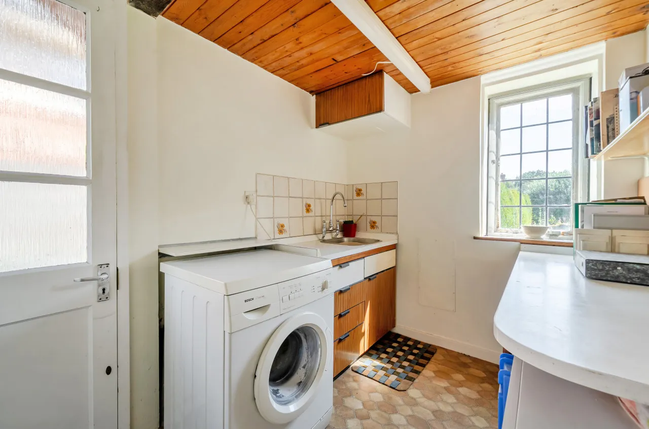 Cranmore Lane, Aldershot, Hampshire, GU11 3AP, photo 18