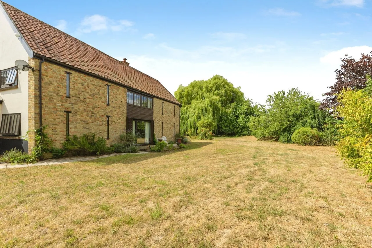 Bunwell Road, Besthorpe, Norfolk, NR17, photo 2