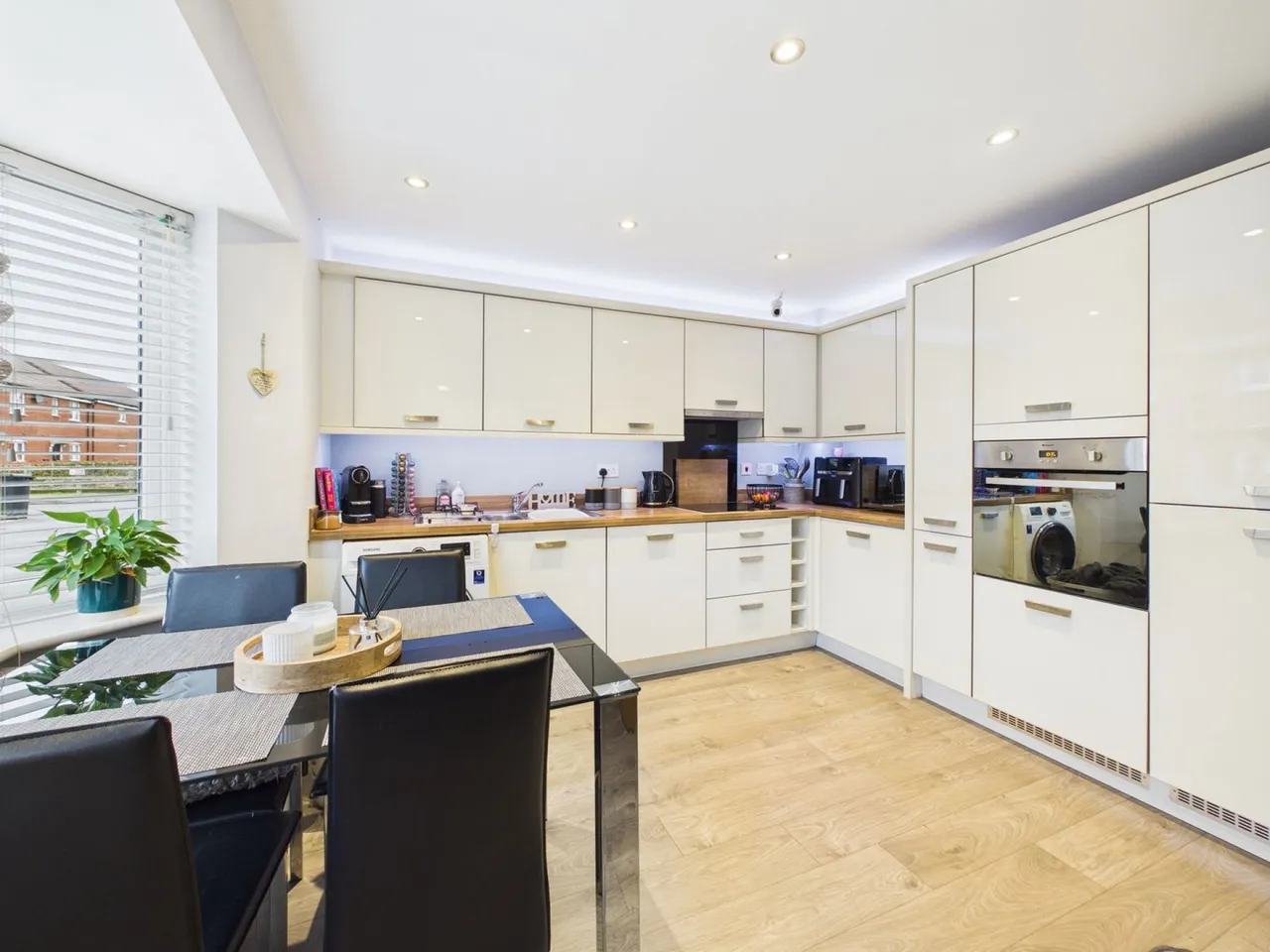 West Wick, Weston-Super-Mare, BS24, photo 4