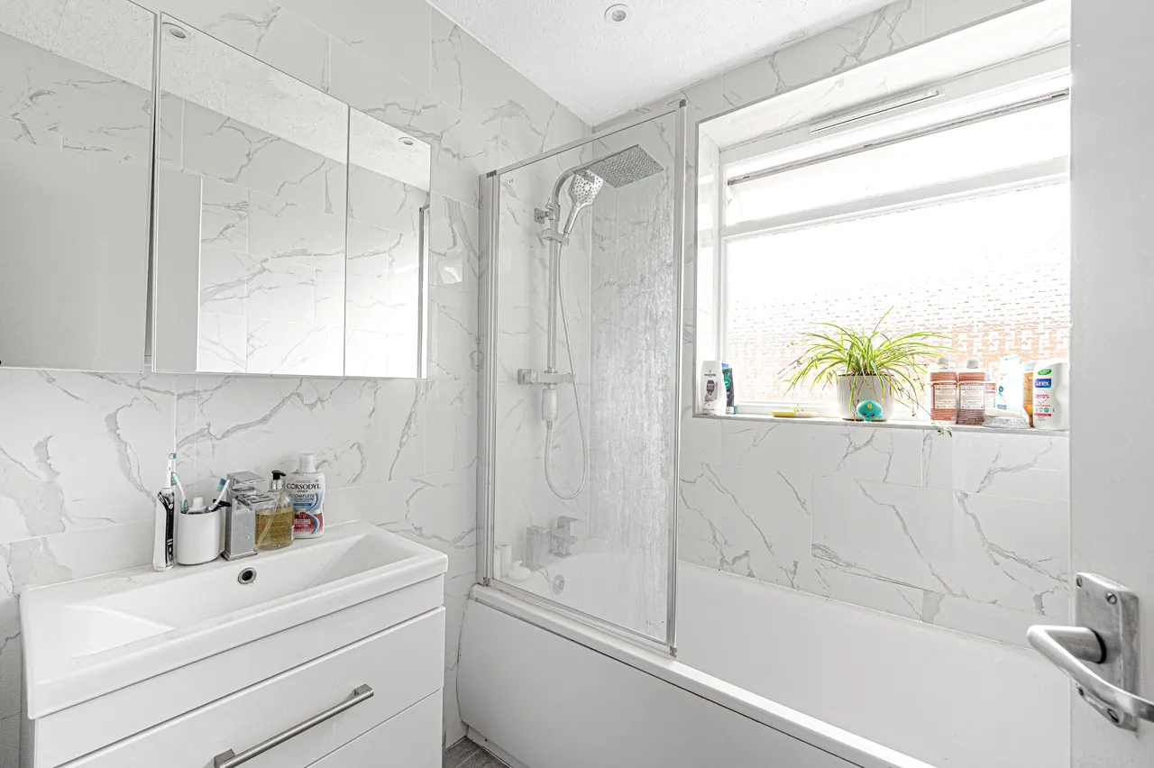 6 Arundel Lodge, Salisbury Avenue, London, photo 5