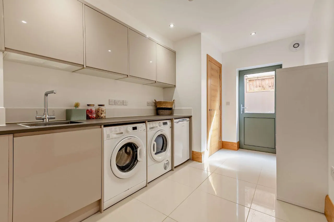 Off Rosebarn Lane, Exeter, EX4 5ES, photo 9