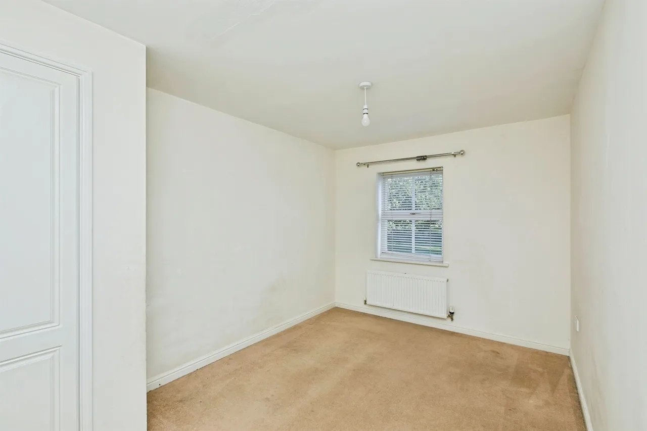 Staples Drive, Coalville, photo 11
