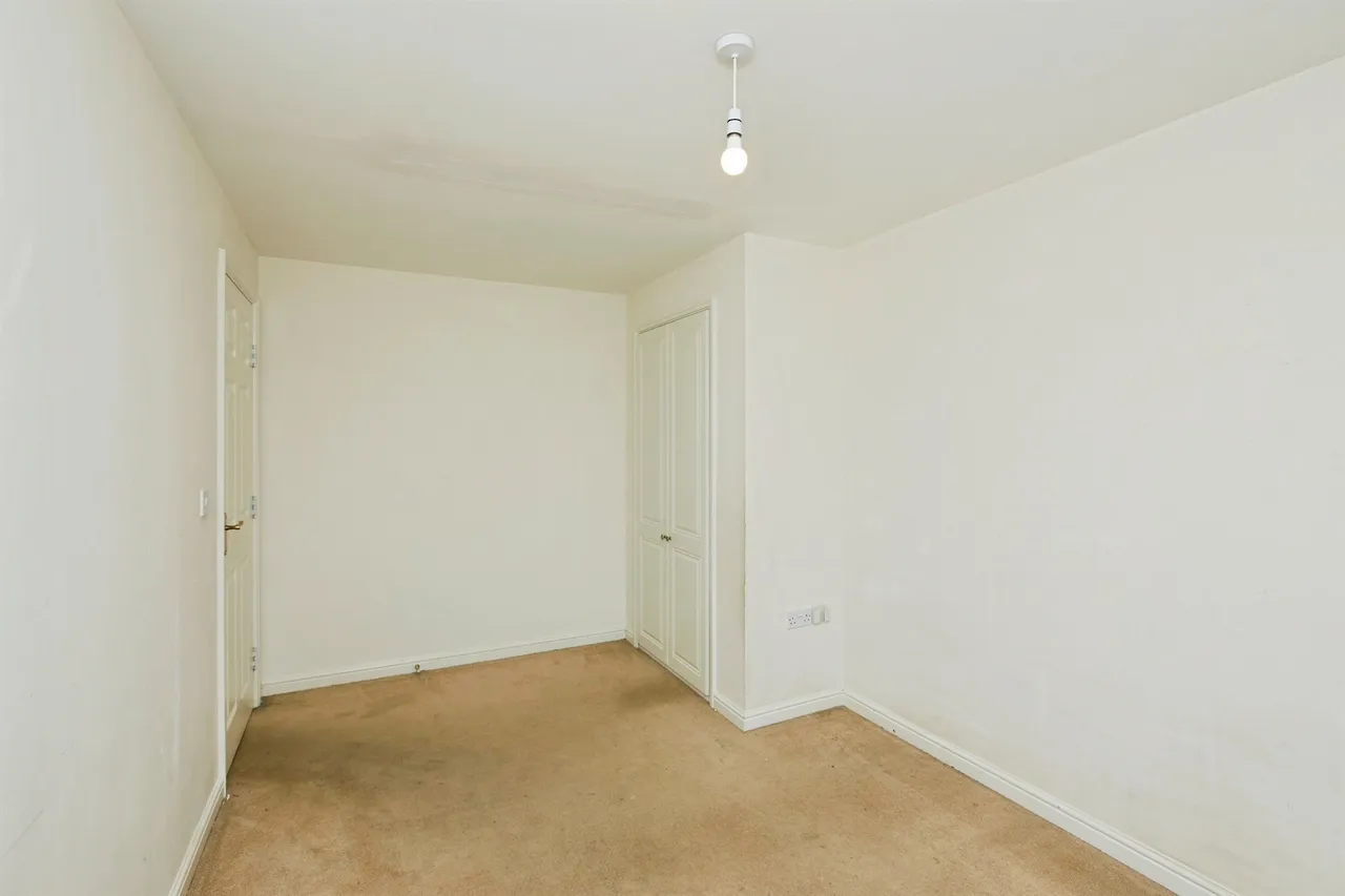 Staples Drive, Coalville, photo 12