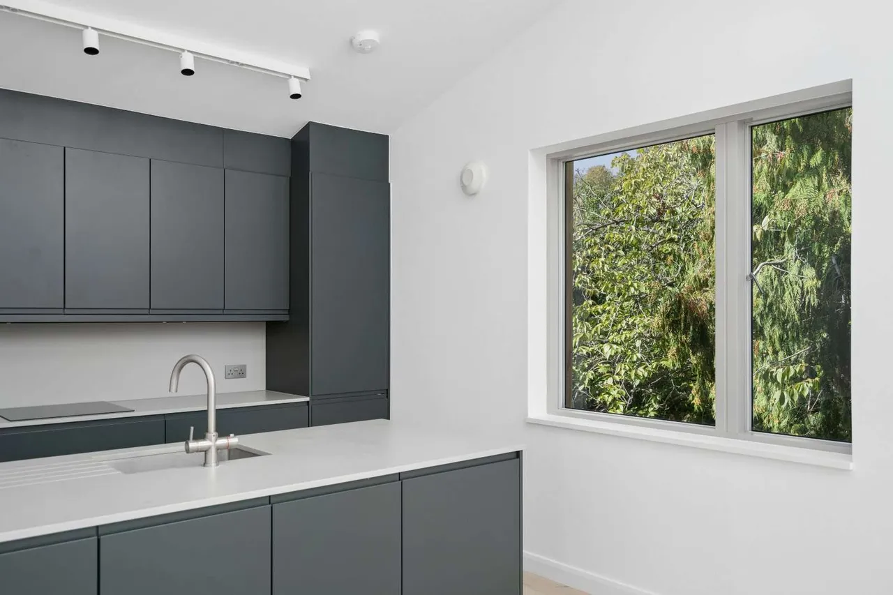 New Road, Welwyn, AL6, photo 5