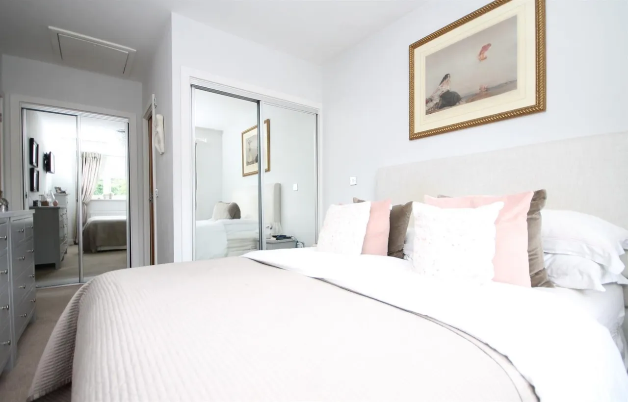 Lyngarth Close, Great Bookham, KT23, photo 6