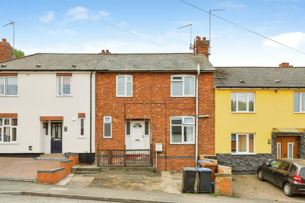 4 bed house for sale — Cranford Road, Northampton