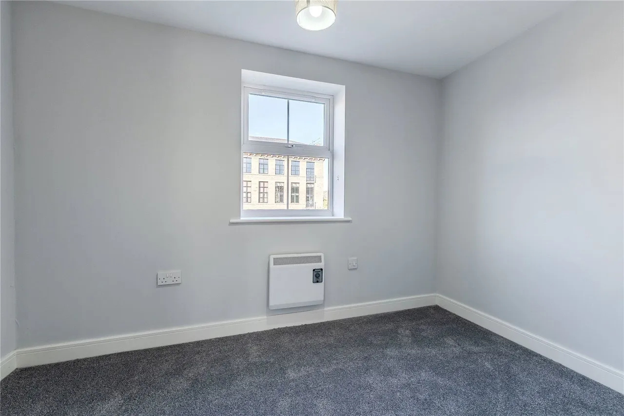 Navigation Drive, Apperley Bridge, BD10, photo 12