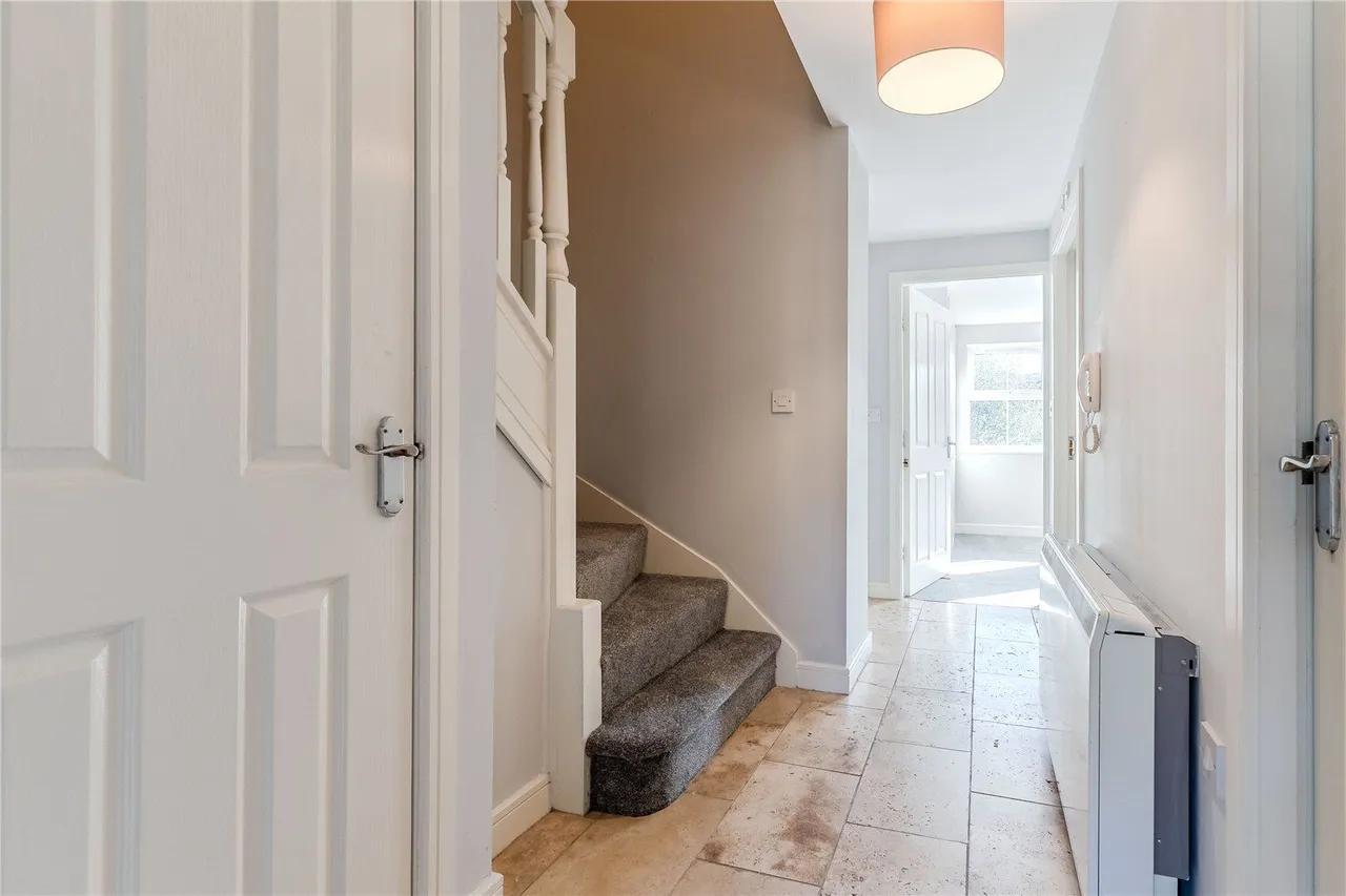 Navigation Drive, Apperley Bridge, BD10, photo 6