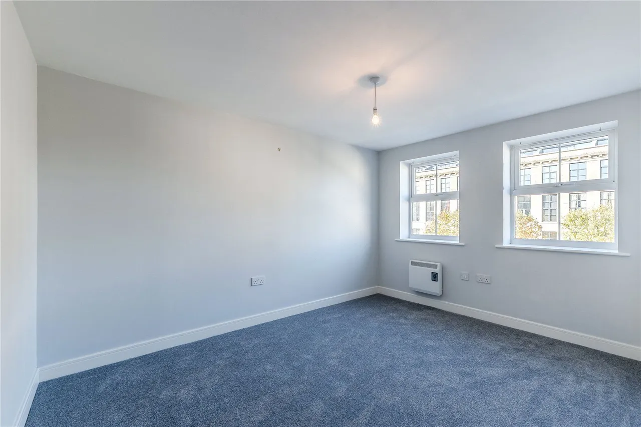 Navigation Drive, Apperley Bridge, BD10, photo 11