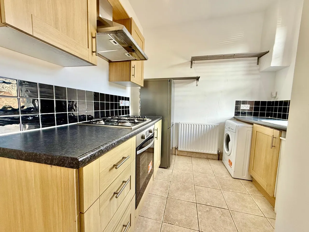 New Road, Side, LS18, photo 5