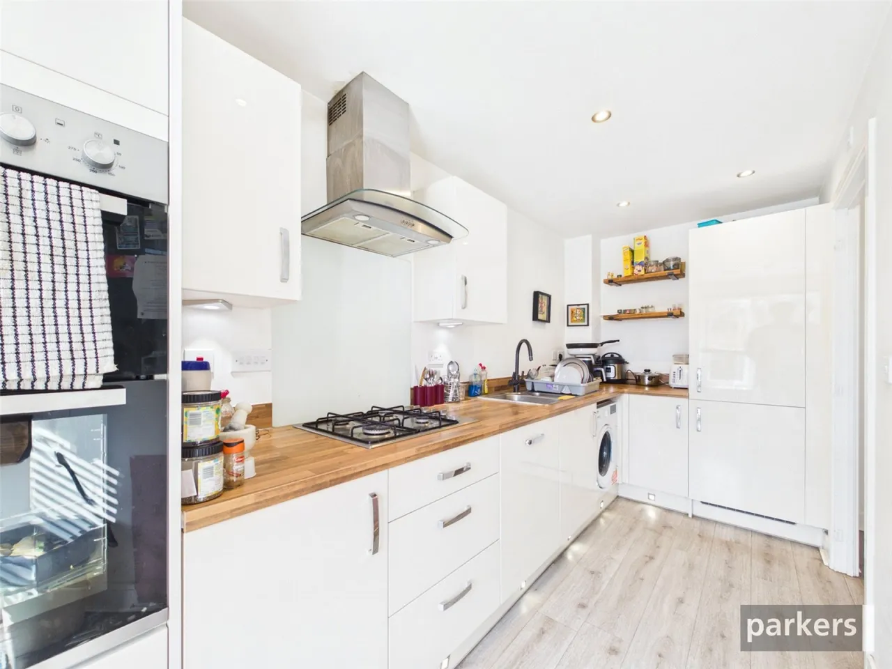 Hawthorn Crescent, Woodley, RG5, photo 5