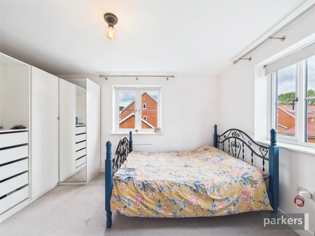 Hawthorn Crescent, Woodley, RG5, photo 9