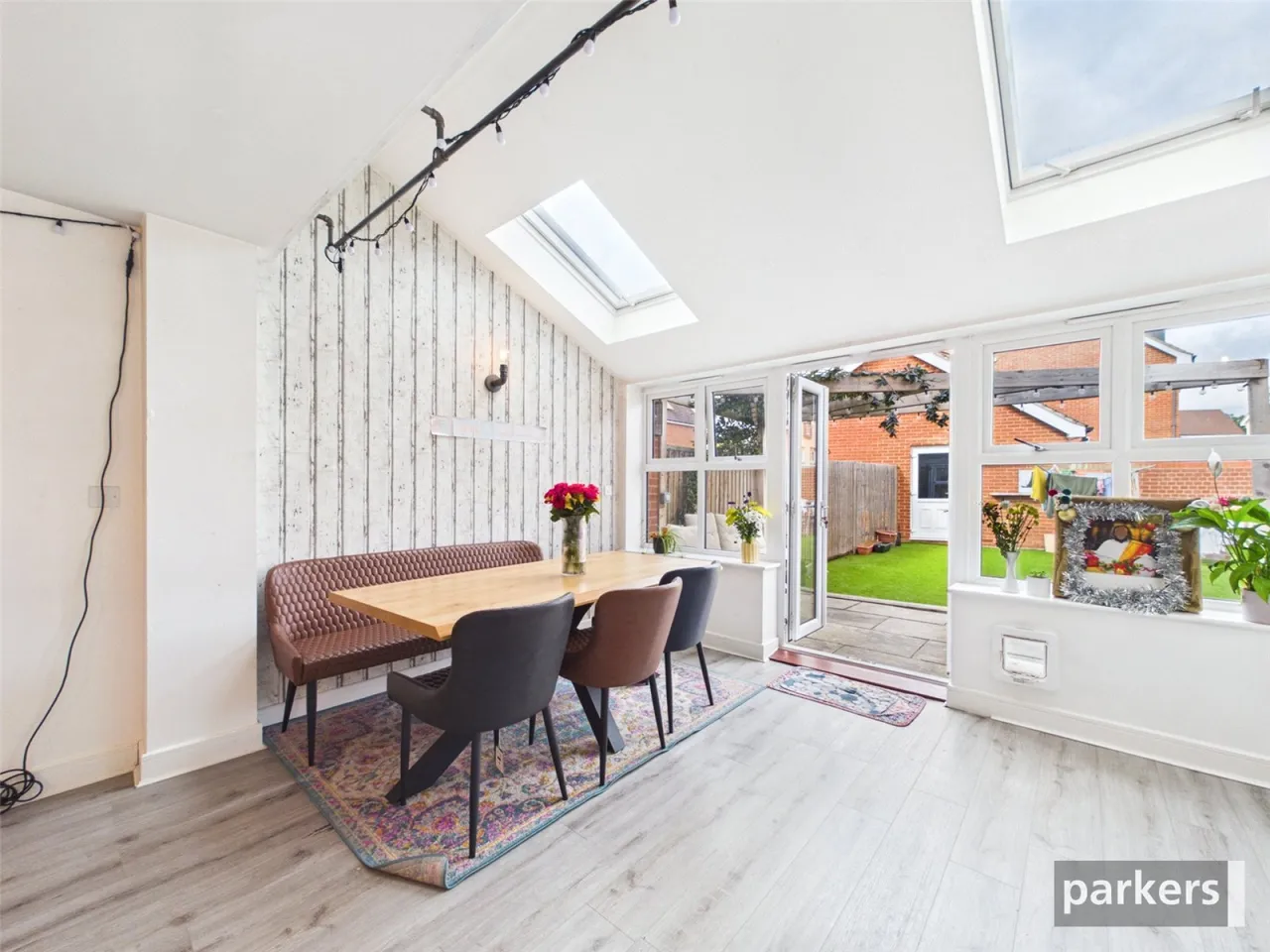 Hawthorn Crescent, Woodley, RG5, photo 3