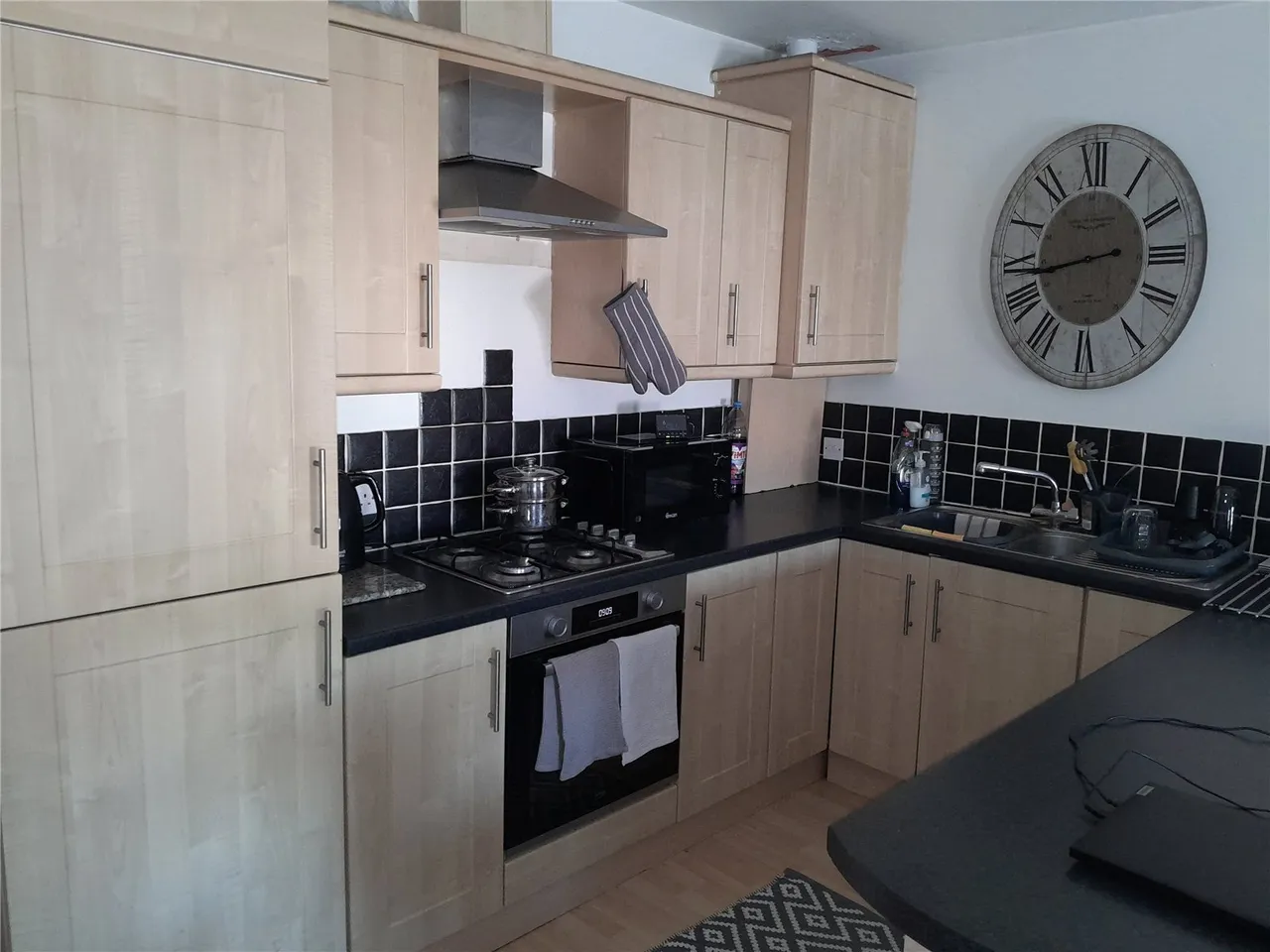 Tamworth Road, Kingsbury, B78, photo 6