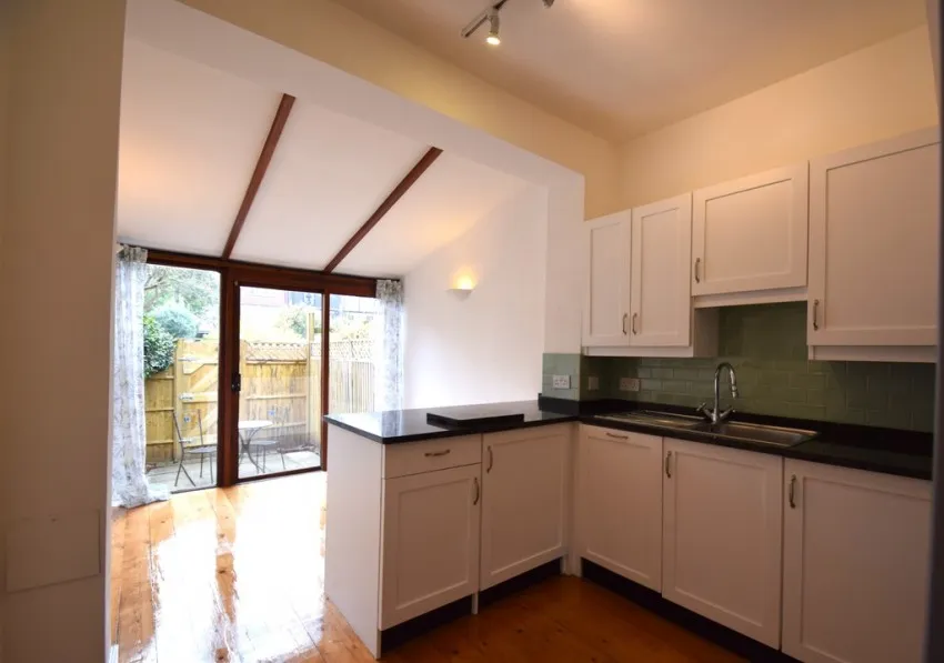 Southfield Road, Chiswick, photo 5