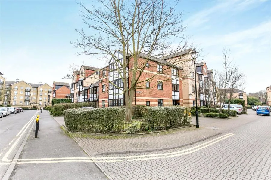 2 bed flat for sale, Maltings Place, Reading, RG1