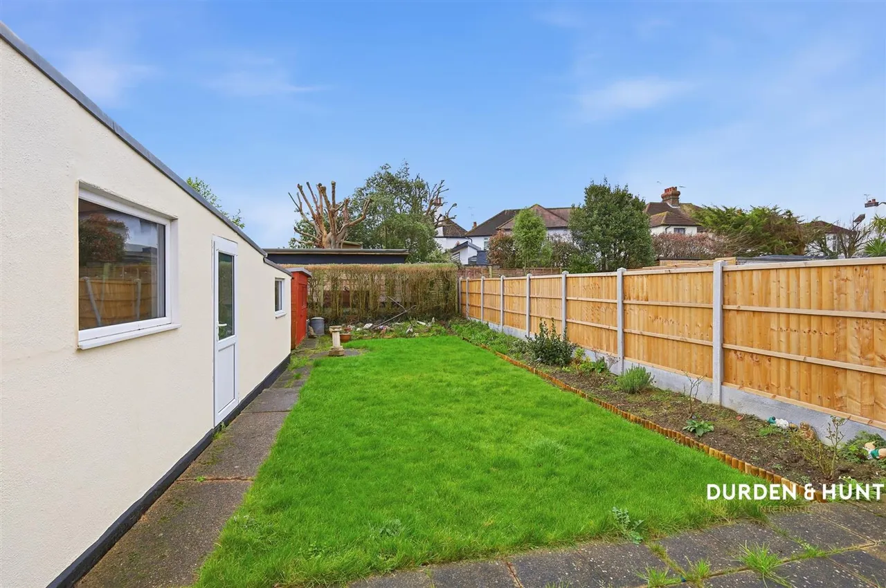 Western Road, Leigh-On-Sea, SS9, photo 18