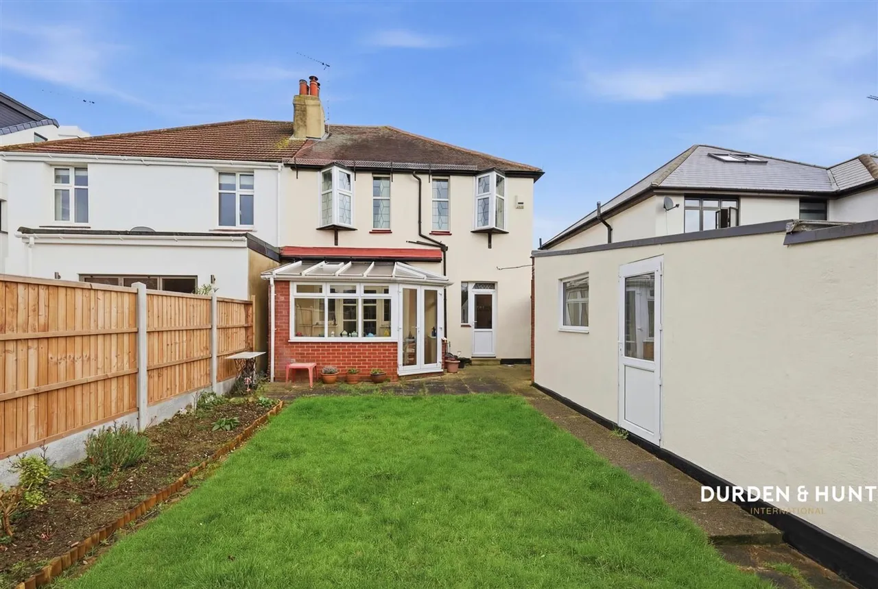 Western Road, Leigh-On-Sea, SS9, photo 19