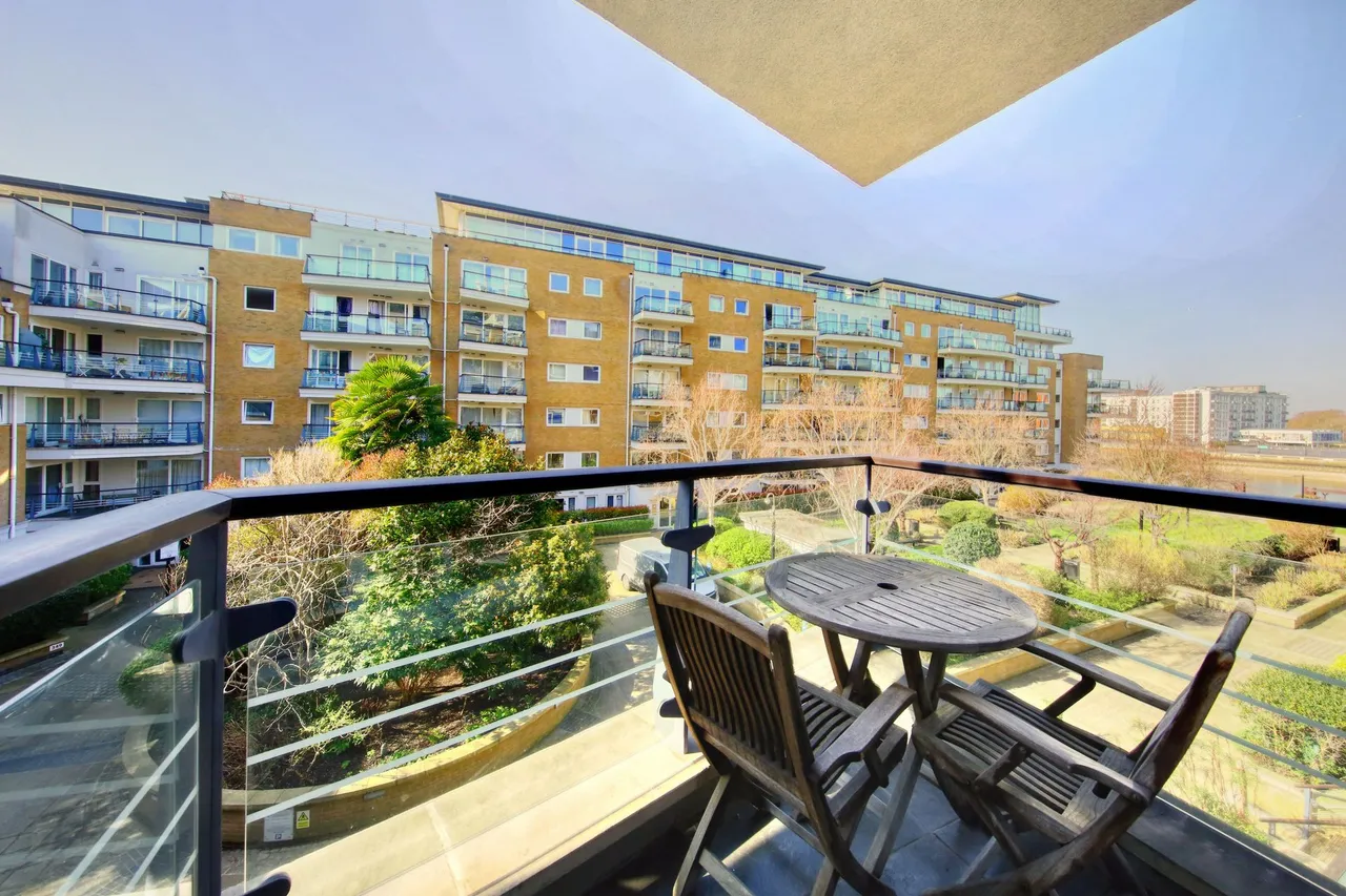 Smugglers Way, Wandsworth, SW18, photo 3