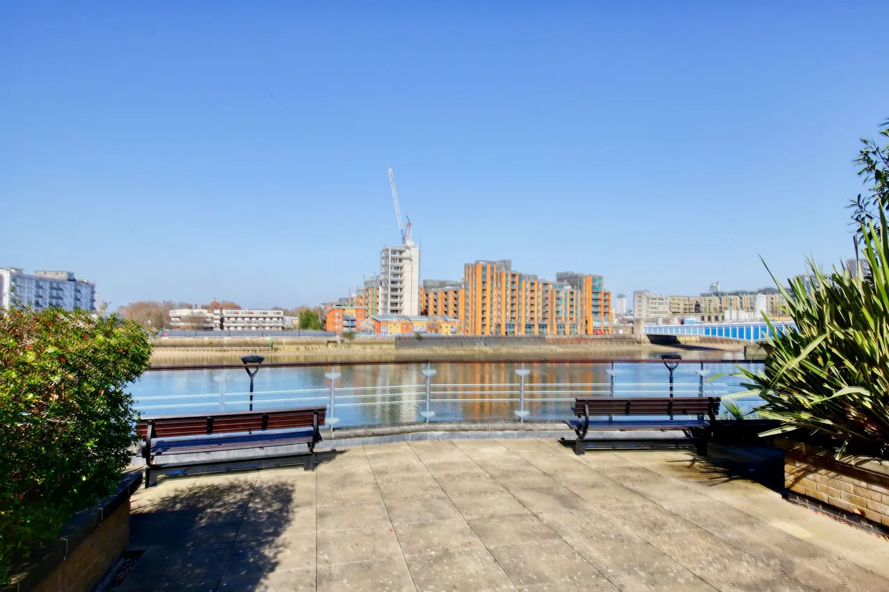 Smugglers Way, Wandsworth, SW18, photo 15
