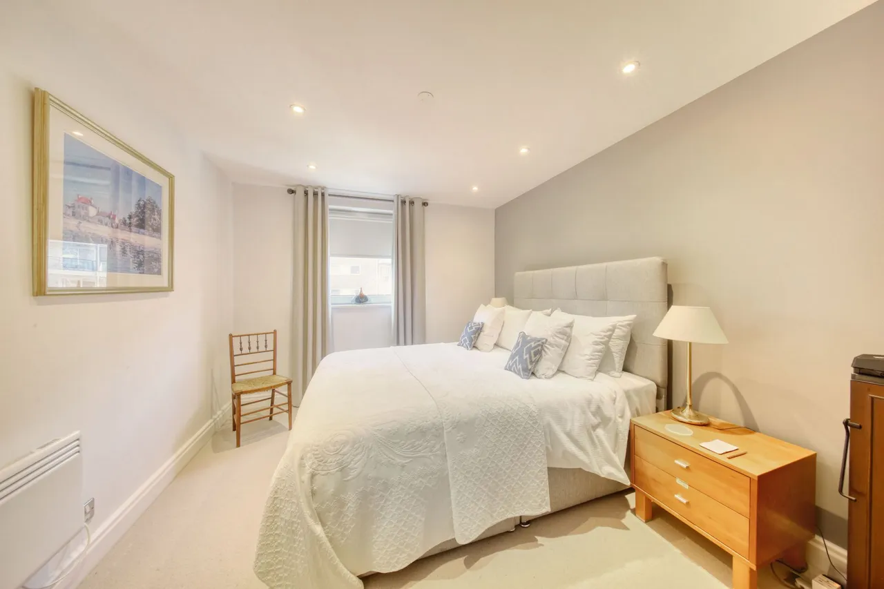 Smugglers Way, Wandsworth, SW18, photo 5
