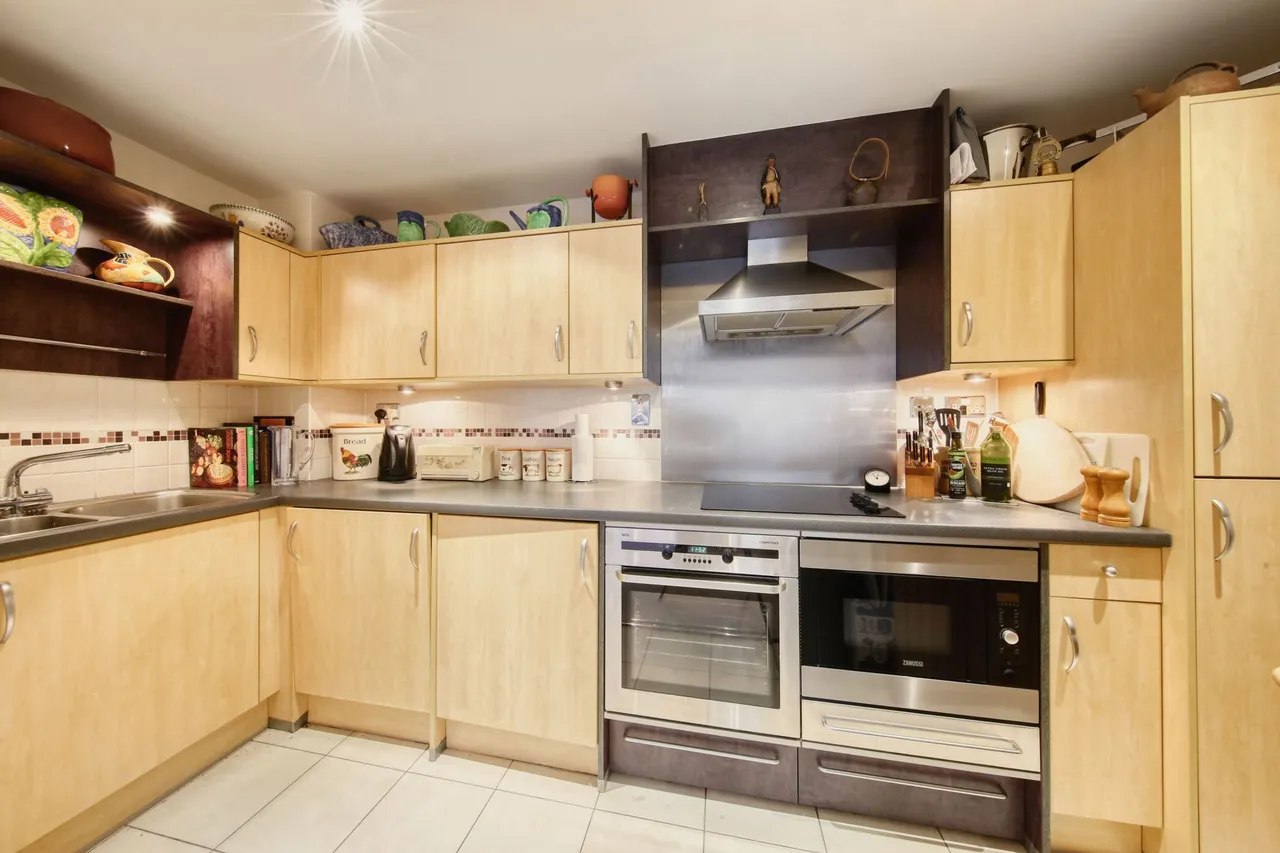 Smugglers Way, Wandsworth, SW18, photo 4