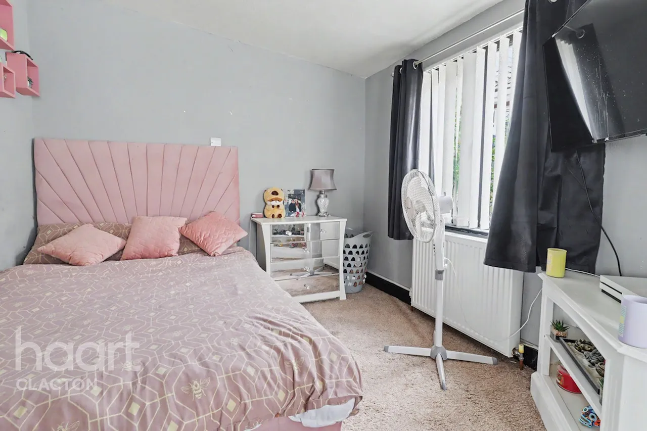 Oakmead Road, Clacton-On-Sea, CO16, photo 15