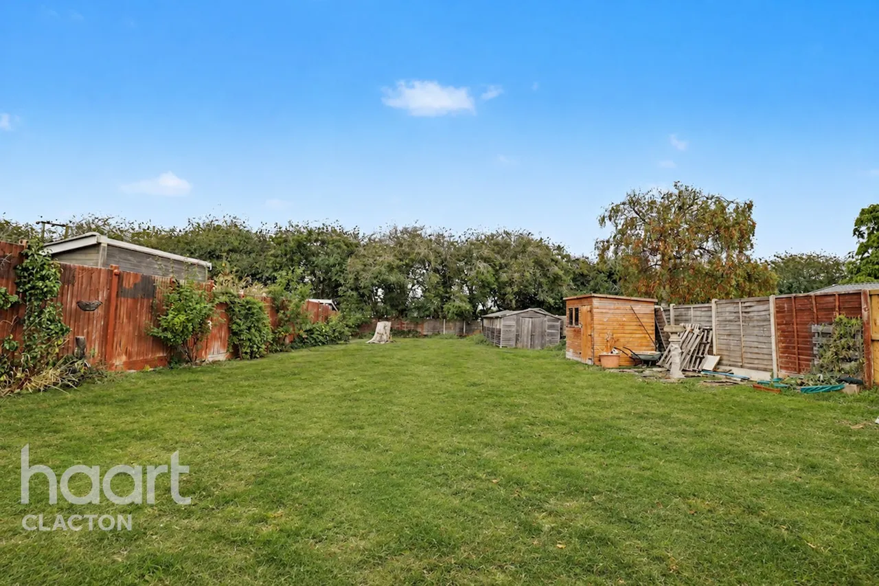 Oakmead Road, Clacton-On-Sea, CO16, photo 18