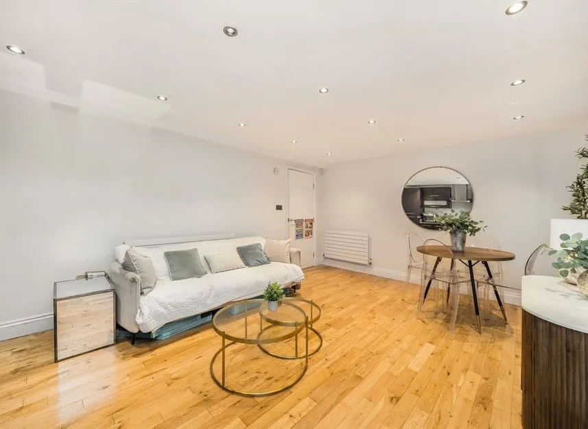 Yorkshire Grey Place, Hampstead, NW3, photo 2