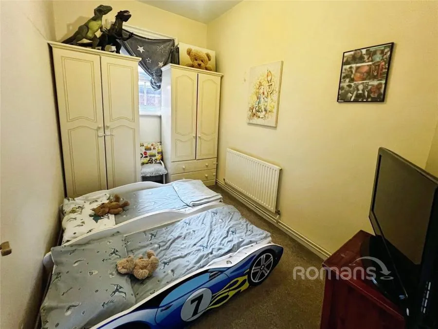 Pickford Street, Aldershot, GU11, photo 10