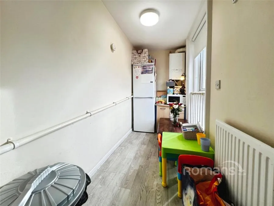 Pickford Street, Aldershot, GU11, photo 8