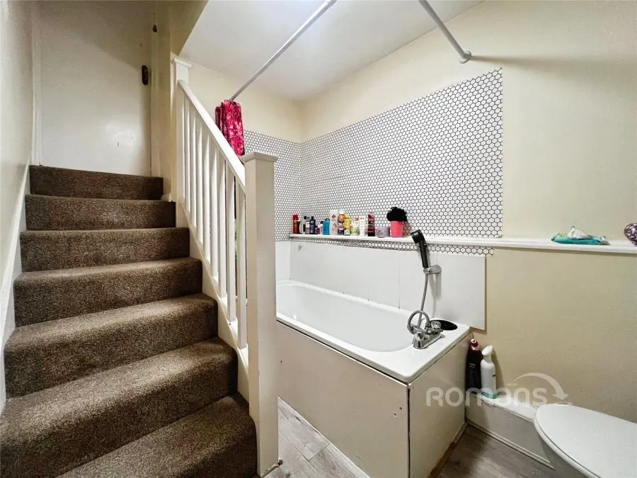 Pickford Street, Aldershot, GU11, photo 7