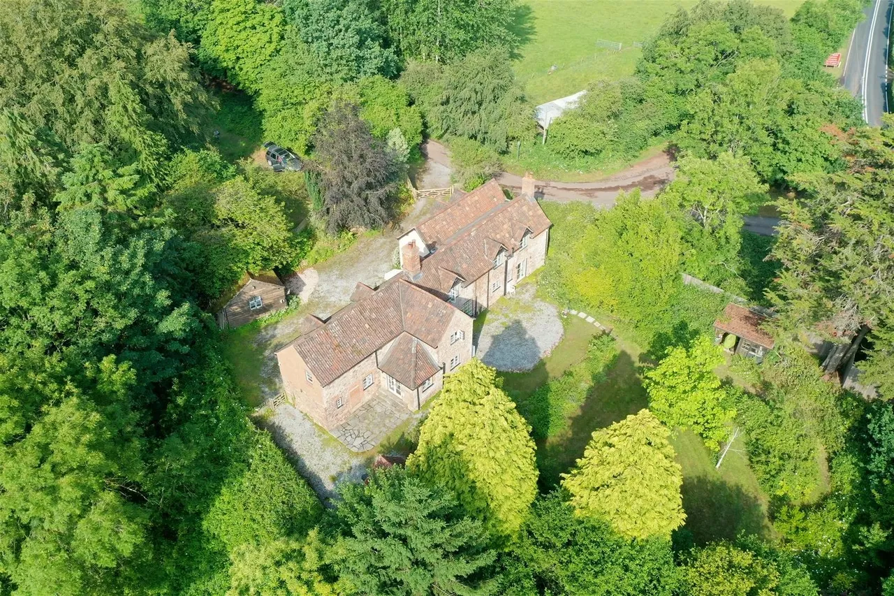 Dodington, Nether Stowey, Somerset TA5 1LE, photo 41