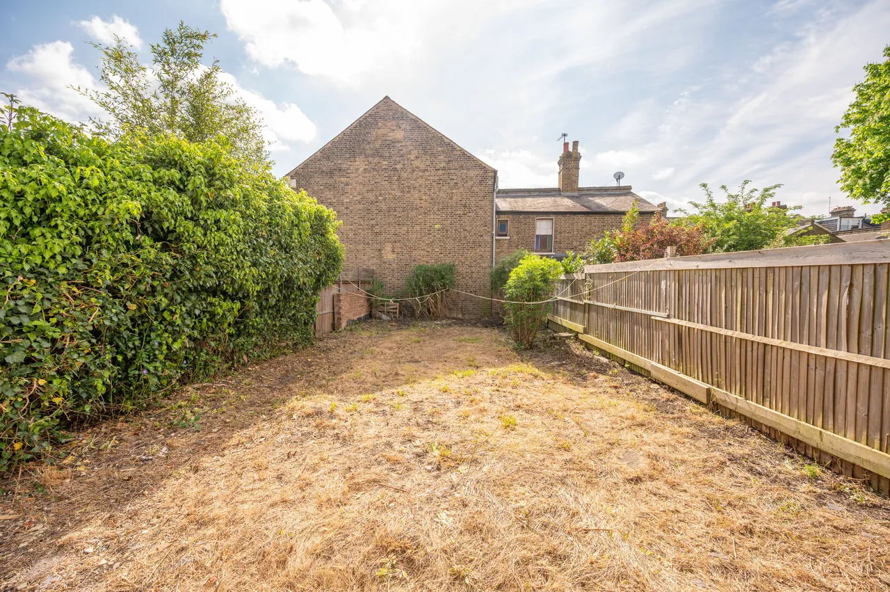 London, NW6, photo 3