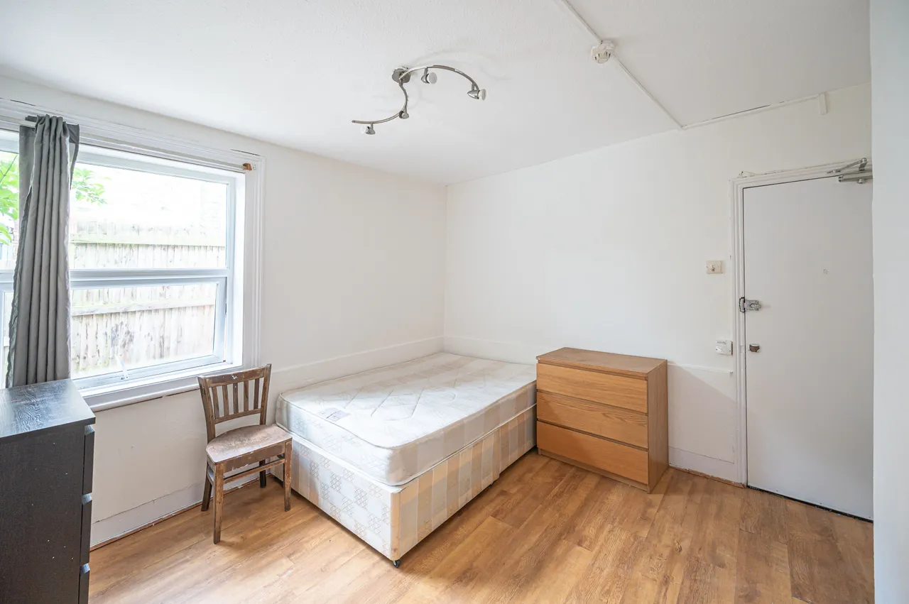 London, NW6, photo 2