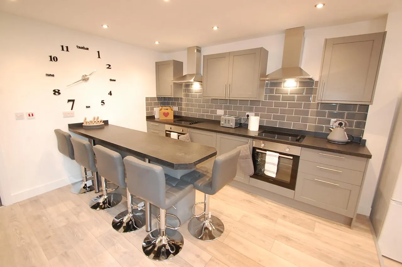 1 bed house to rent, Calais Road, Burton upon Trent, DE13