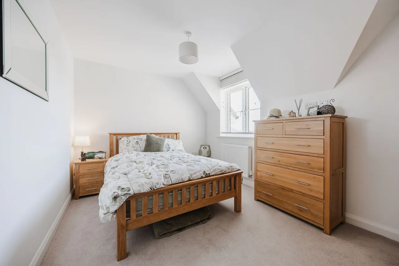 An Exceptional Home within a Bespoke, photo 18