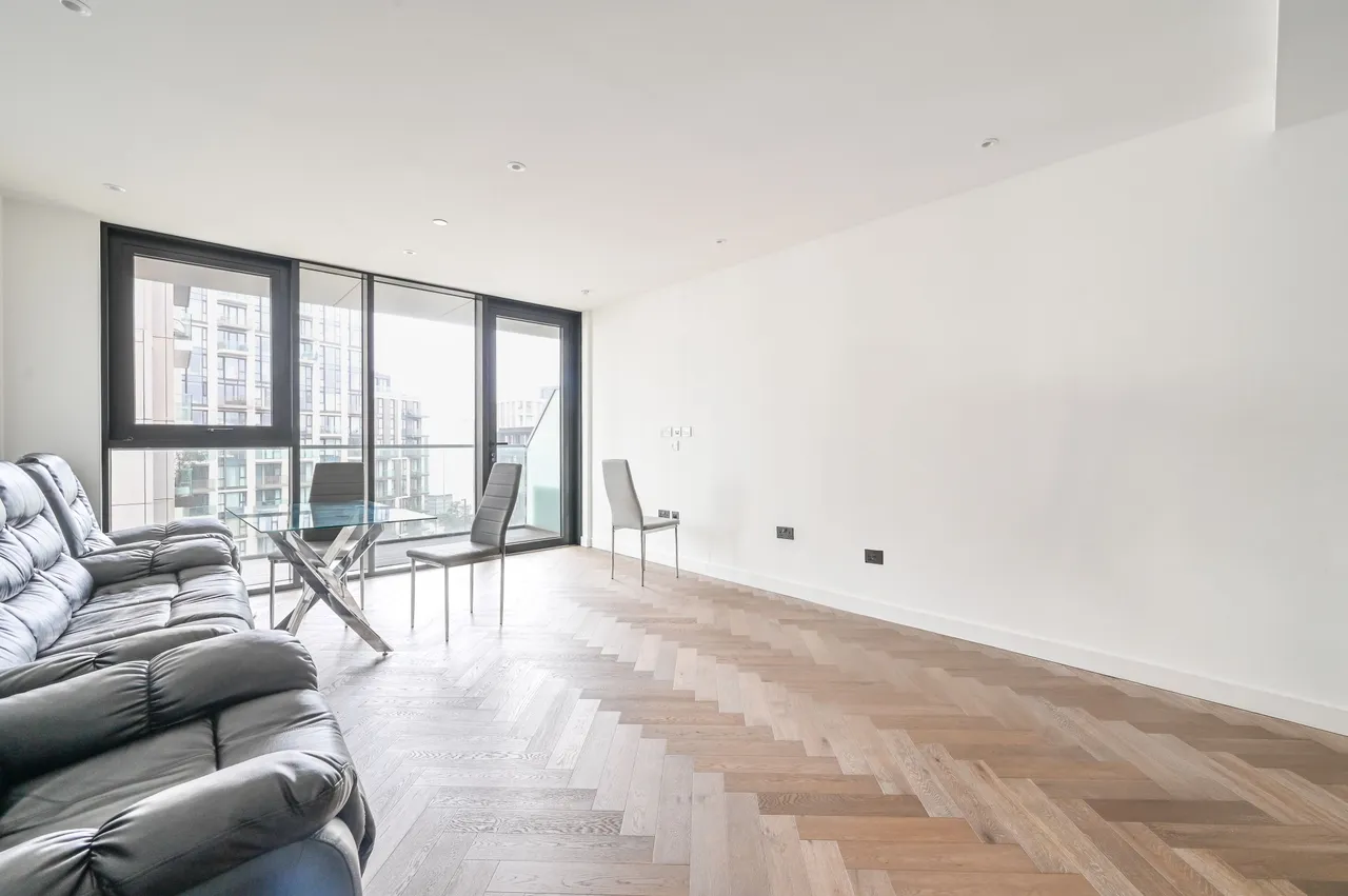 2 bed flat for sale, London, E1W