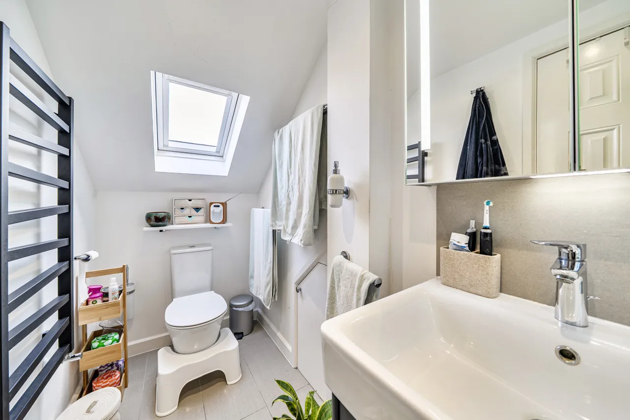 Copthall Road East, Ickenham, UB10, photo 14