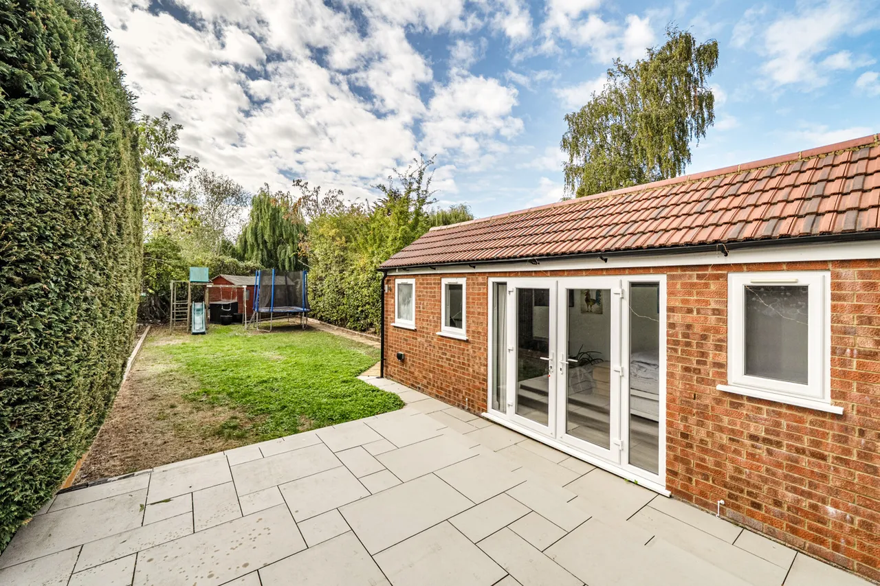 Copthall Road East, Ickenham, UB10, photo 10