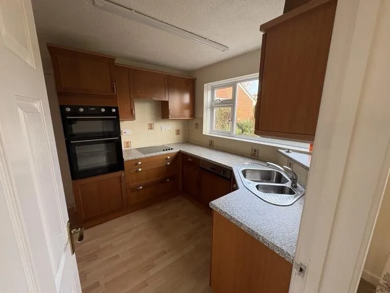 Belmont Close, Bridgwater TA6 7JR, photo 9