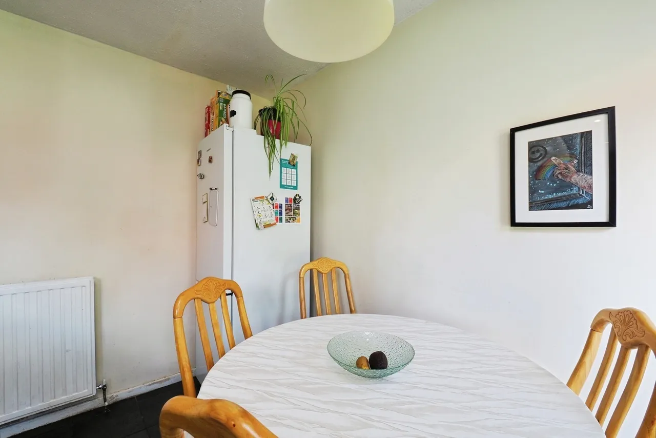 Alexandra Crescent, Beeston, Nottingham, Nottinghamshire, NG9, photo 13